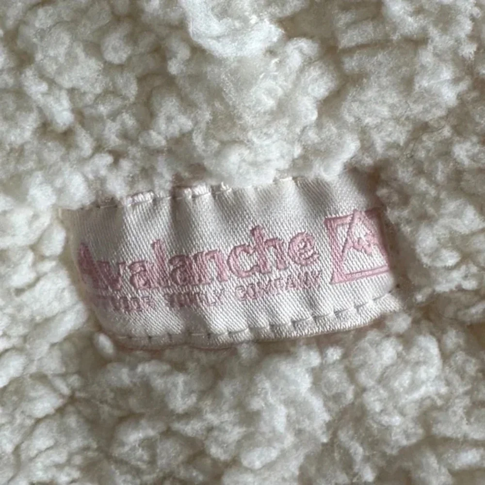 Avalanche brand new